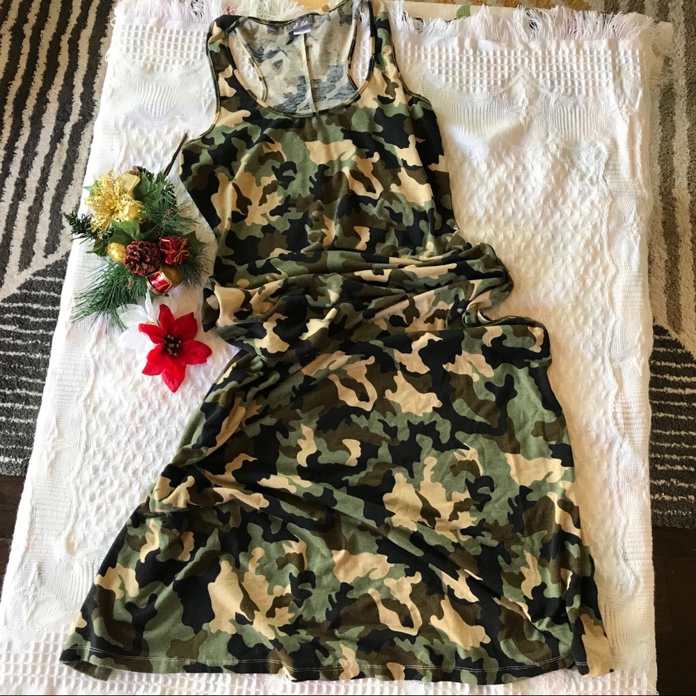 DOTS LONG DRESS SIZE L🍒🍒